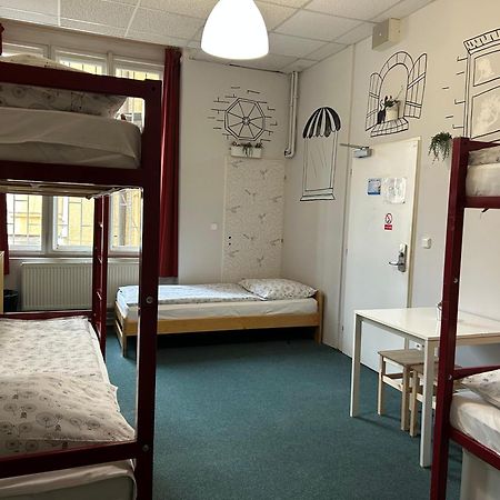 Hostel Downtown Прага Екстер'єр фото